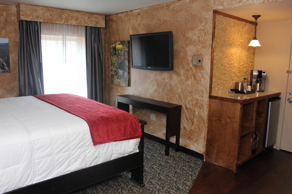 Grand Z Hotel Casino By Red Lion Hotels (Adults Only) Central City Екстериор снимка